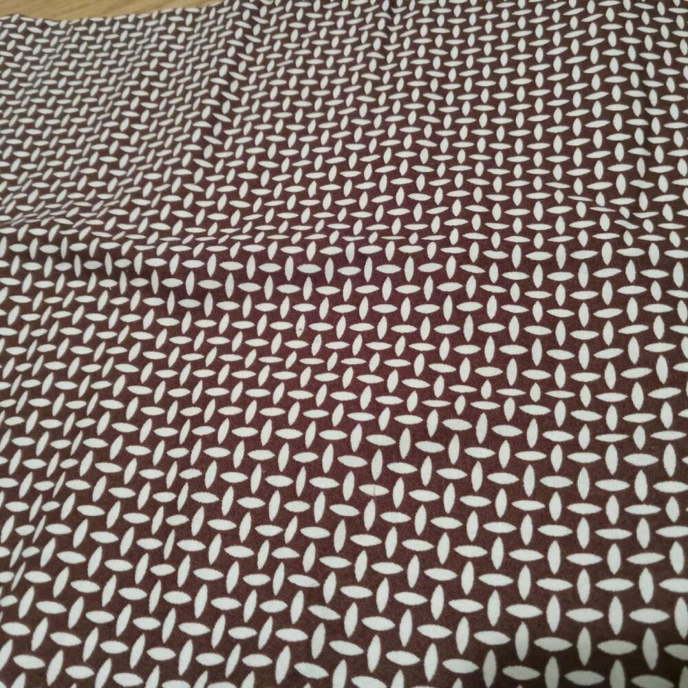 Poplin fabric (end of roll) brown background with beige pattern